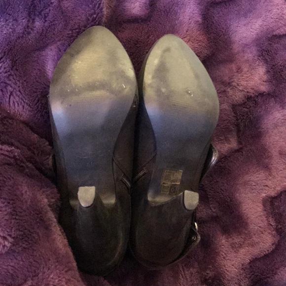 Aldo Platform Booties - Picture 4 of 8